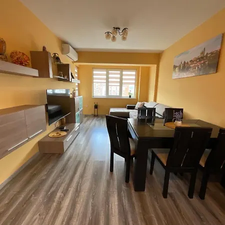 Nataly Homes Lejlighed